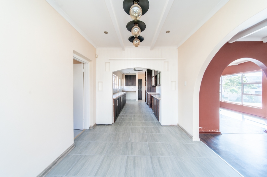 5 Bedroom Property for Sale in Beacon Bay Eastern Cape